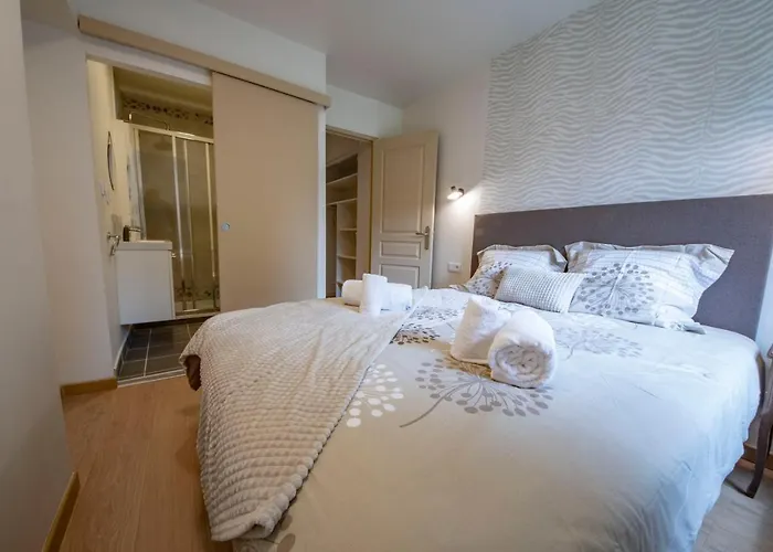 度假居 Les 2 Clefs 比桑